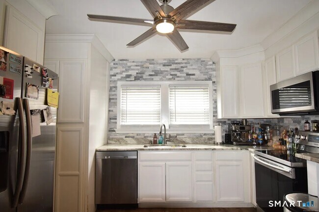 Foto del edificio - 121 Cambridge St