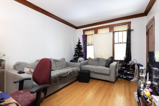 Building Photo - 4011 S Talman Ave
