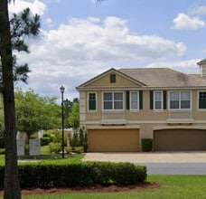 Building Photo - 531 Hedgewood Dr