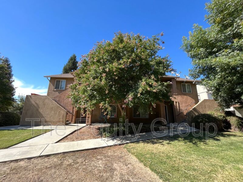 Primary Photo - 360 E Kanai Ave