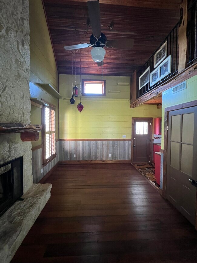 Foto del edificio - 813 W Bluebonnet Dr