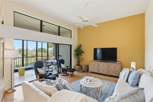 Foto del edificio - 7048 Pelican Bay Blvd