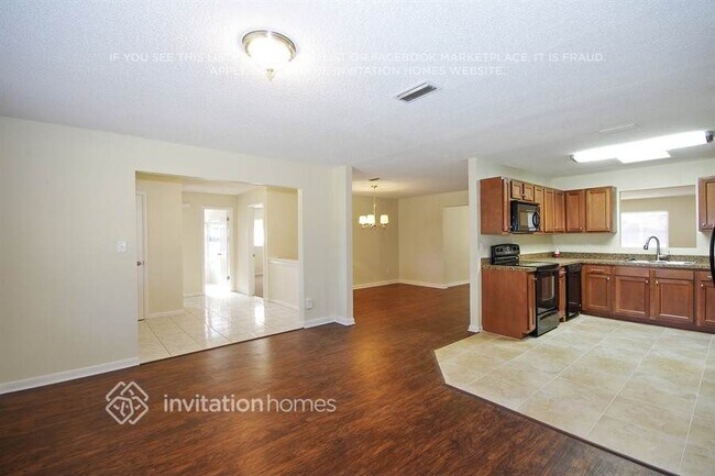 Foto del edificio - 760 Jena Dr