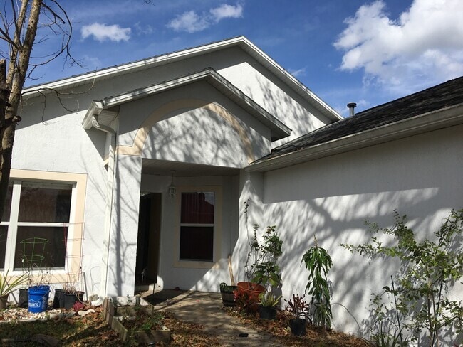 Building Photo - 1620 Westminster Trl