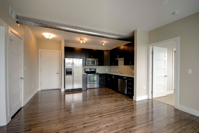 Interior Photo - Gaslamp