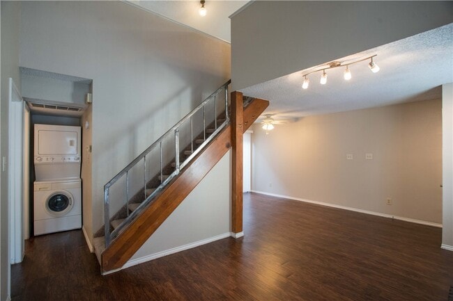 Building Photo - 2810 Nueces St