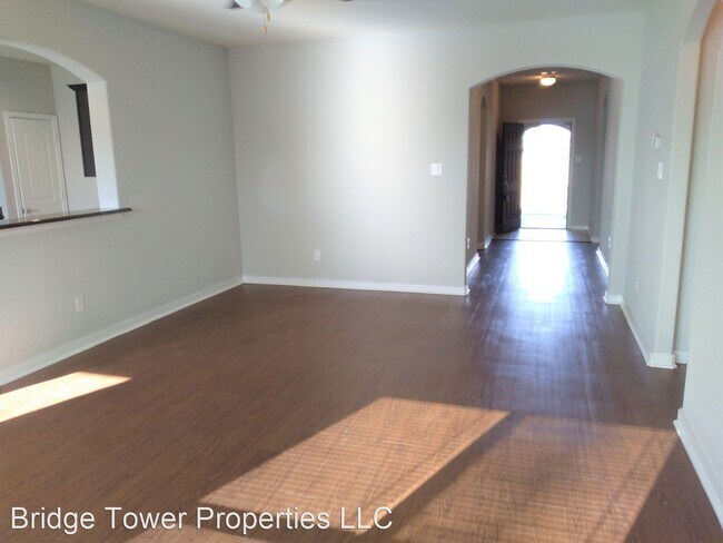 Building Photo - 4 br, 2 bath House - 9201 Curacao Drive