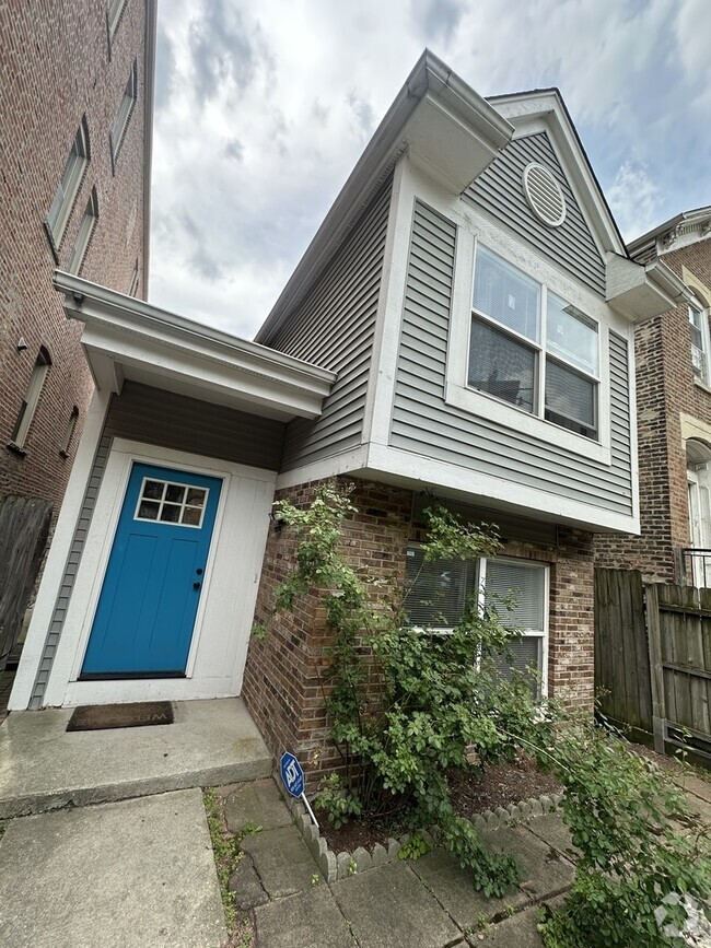 Building Photo - 1159 W 17th St