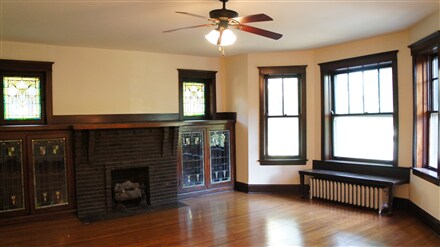Building Photo - 2819 W Logan Blvd