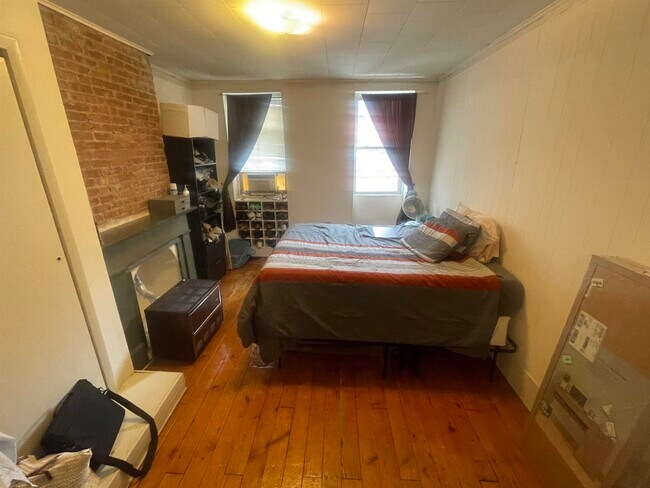 Foto del edificio - 123 Clinton St