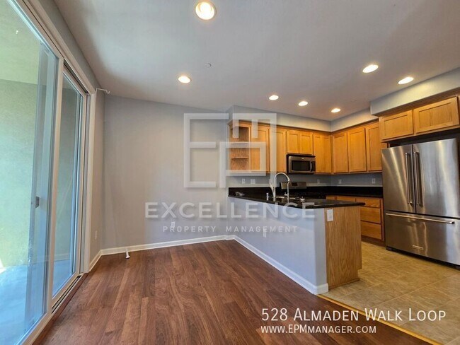 Foto del edificio - 528 Almaden Walk Loop