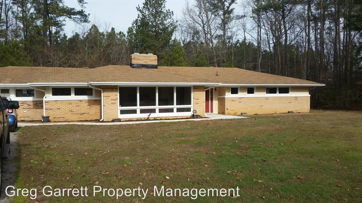 Primary Photo - 14181 Tylers Beach Rd