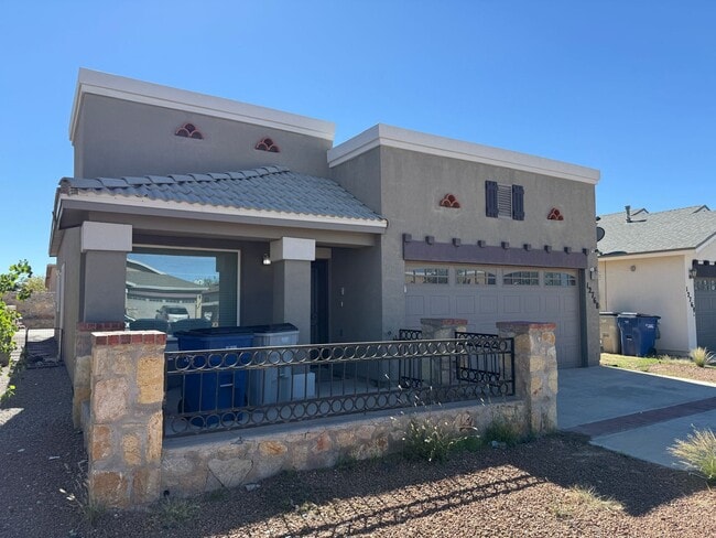 Building Photo - We have your keys ready!