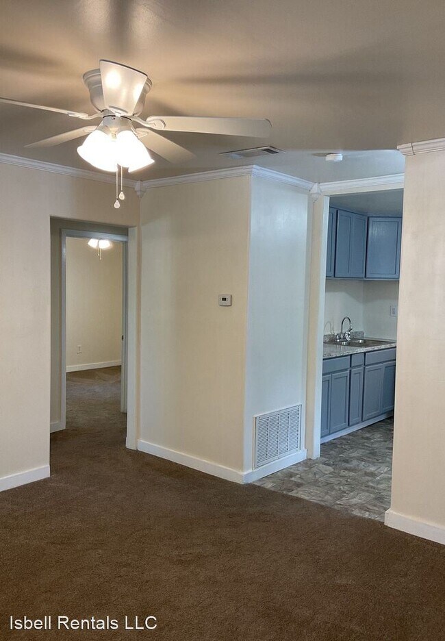 Building Photo - 2 br, 1 bath House - 411 Washington Street