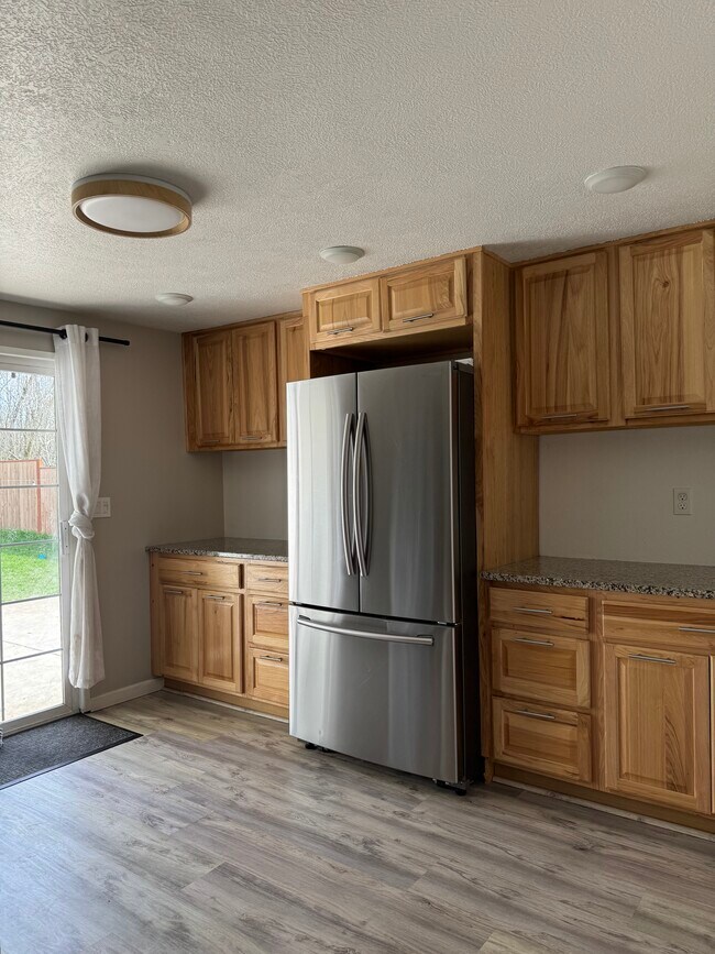 Foto del edificio - 2327 Don St