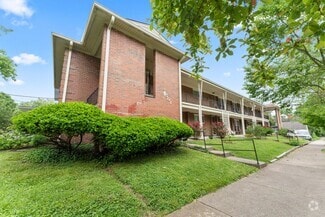 Building Photo - 1501 Cowling Ave