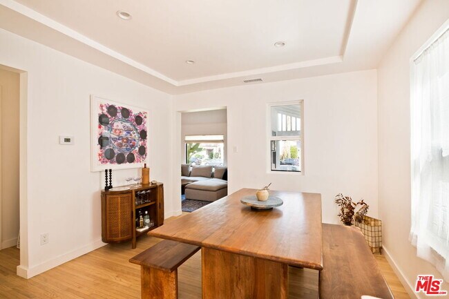 Foto del edificio - 1615 S Crescent Heights Blvd