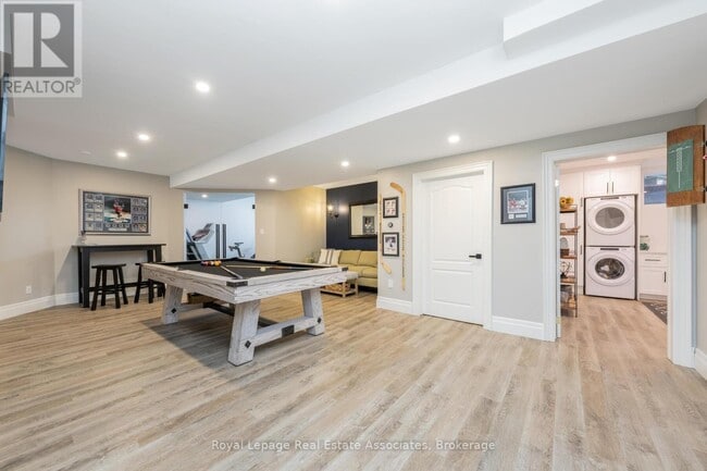 Building Photo - 50 Lyonsview Ln