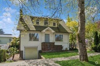 Building Photo - 209 W Blaine St