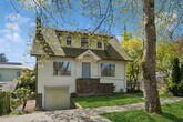 Foto principal - 4 bedroom in Seattle WA 98119