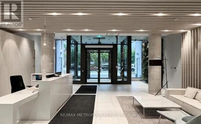 Photo du bâtiment - 181 Sheppard Ave E