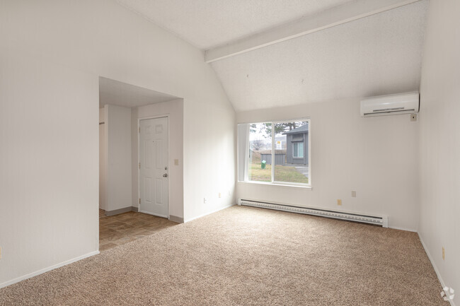 2BR, 1BA - 788SF - Maple Ridge