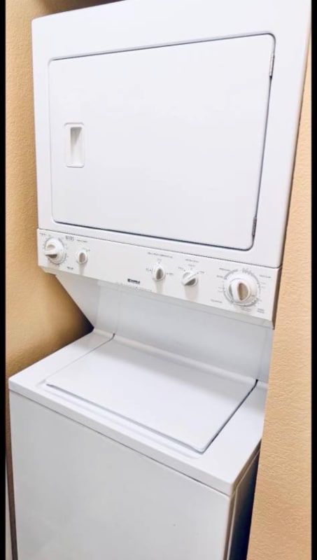 Building Photo - 2181 Bay Club Dr