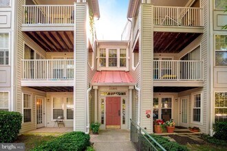 Building Photo - 25905 Ridge Manor Dr