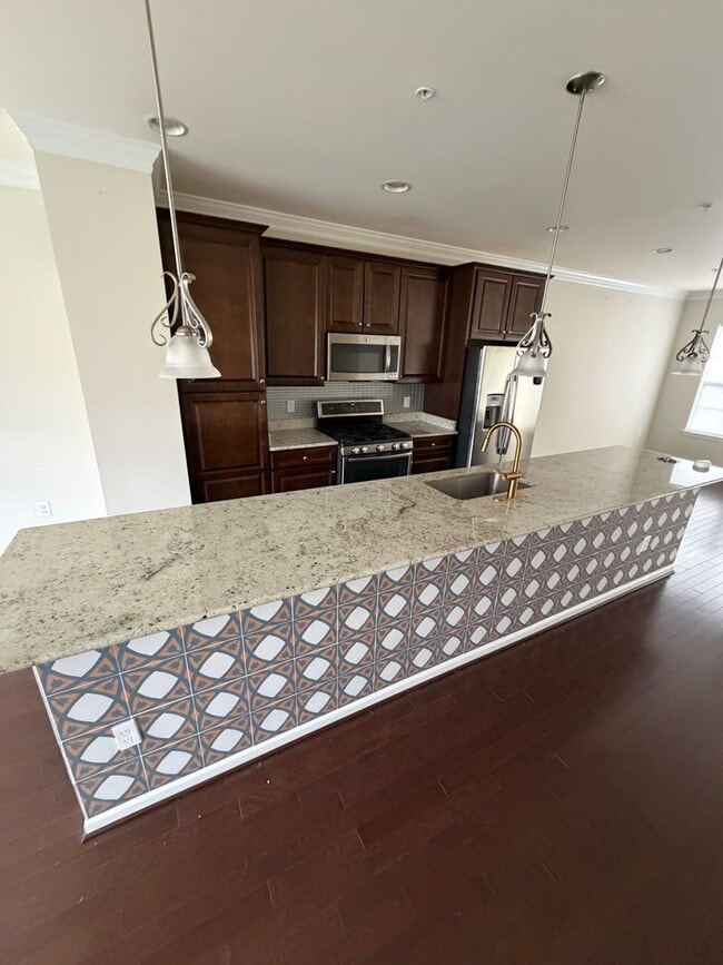 Photo - Near New Luxury TH 4 bed + 3.5 baths Townhome