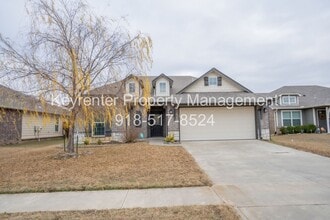 Building Photo - 12303 N 130th E Ave