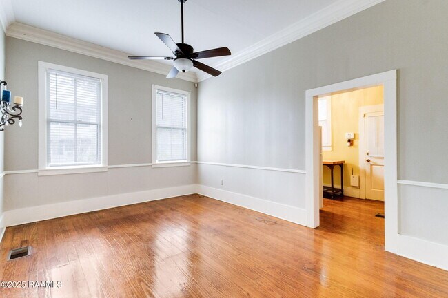 Foto del edificio - 201 S Orange St