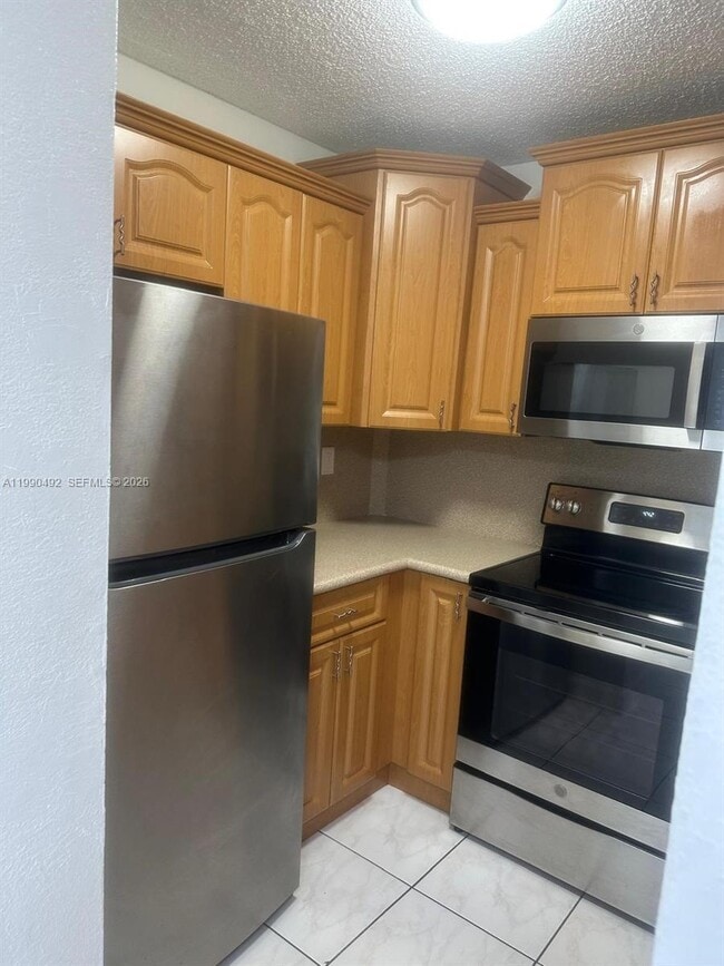 Foto del edificio - 2565 W 56th St