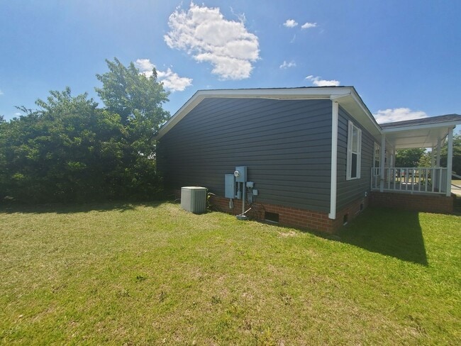 Building Photo - 2001 McGuire Dr