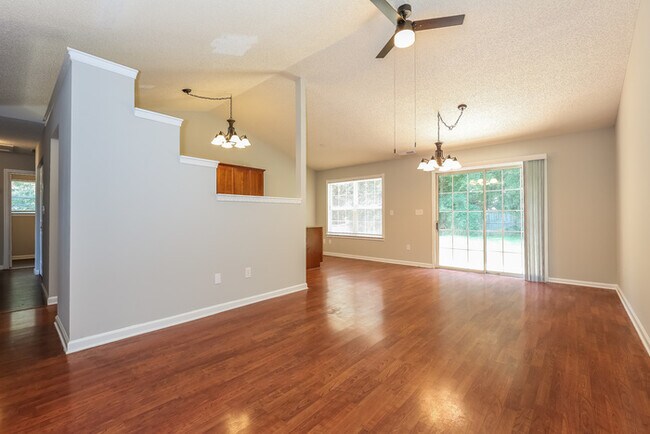 Foto del edificio - Inviting 3-Bedroom Home in Simpsonville, SC
