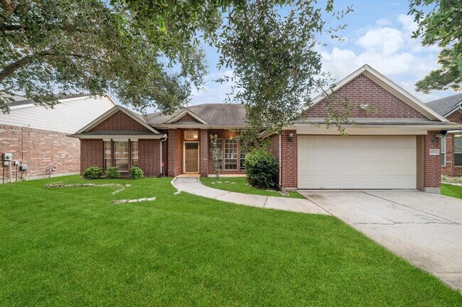 Building Photo - 18111 Dovefield Ln
