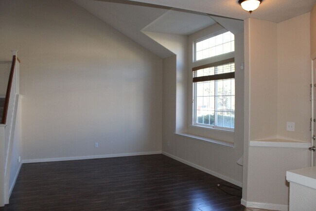 Building Photo - 7322 High Point Ln