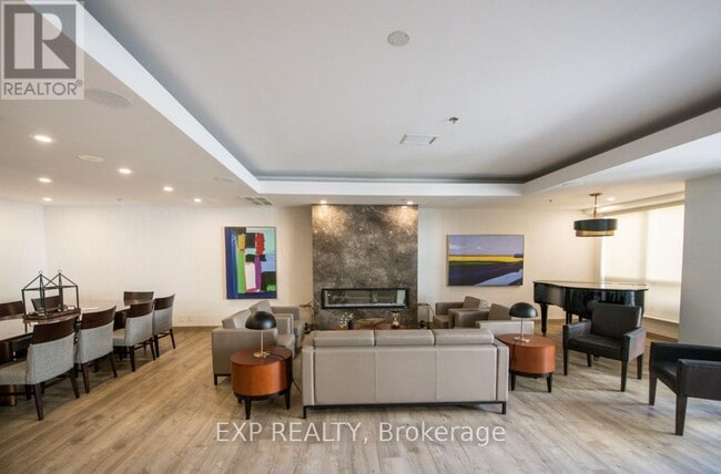 Building Photo - 10 Delisle Ave