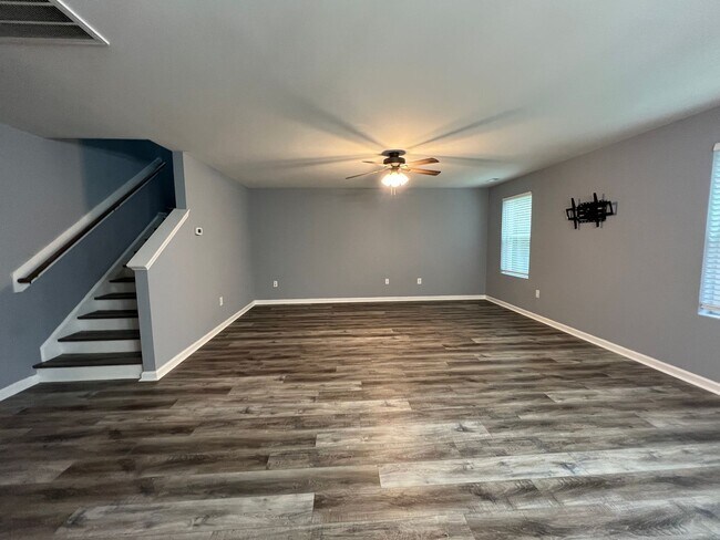Foto del edificio - Beautiful 4 Bed, 2.5 Bath Home in Lillington
