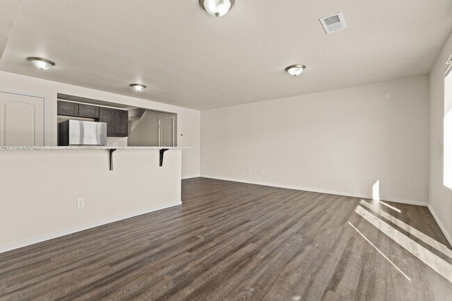 Foto del interior - Winona Road 4-bedroom Homes