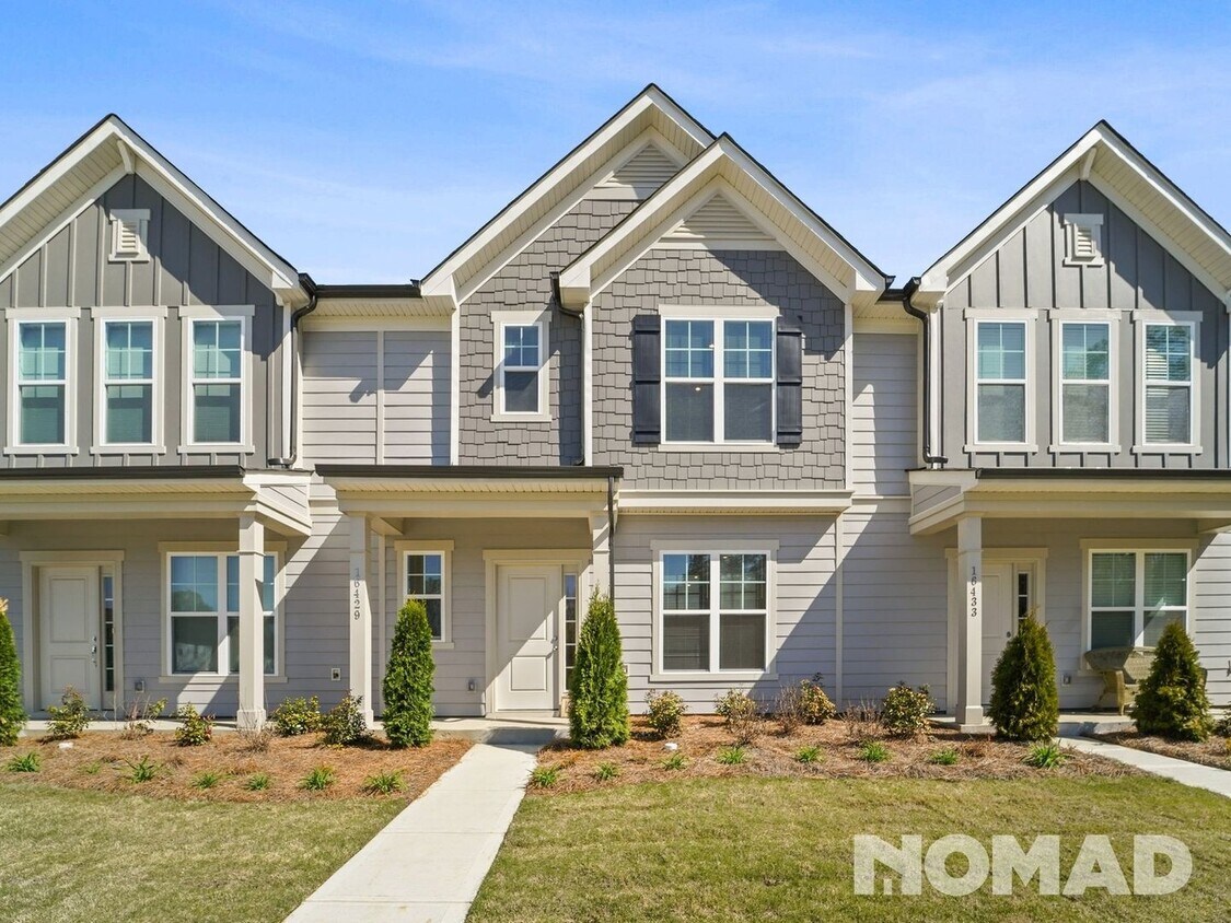 Brand New 3 Bedroom Townhome in Charlotte Townhome Rentals in