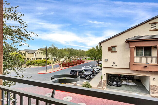 Foto del edificio - 2727 N Price Rd
