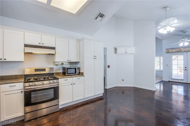 Building Photo - 6516 Faith Peak Dr