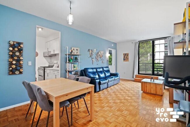 Building Photo - 2 bedroom in New York NY 10280