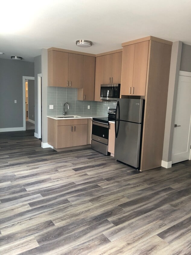 Kitchen Living Room - 3826-B NE Grand Ave