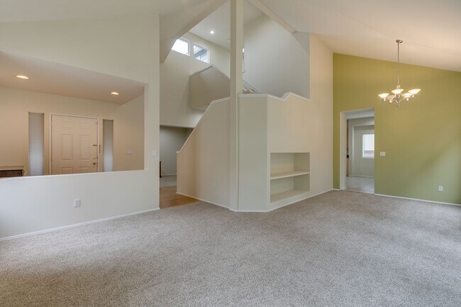 Building Photo - KLAHANIE Rental Home Available in August!