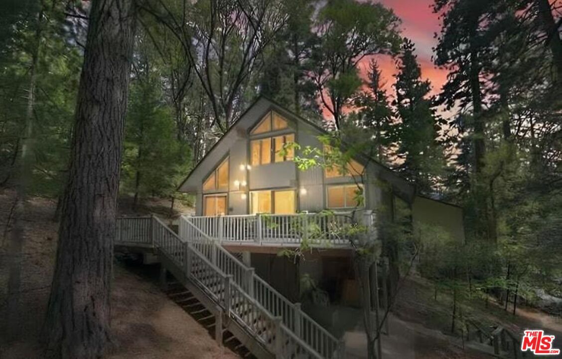 Primary Photo - 974 Willow Springs Dr