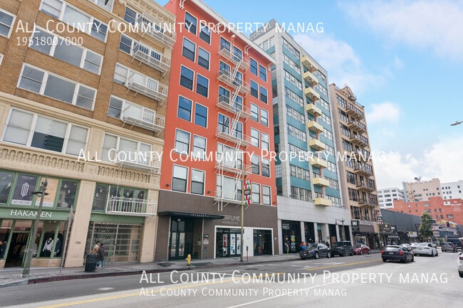 Photo - 738 Los Angeles St Townhome