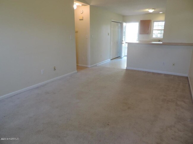 Building Photo - 114 Fairview Ln