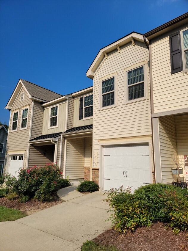 14316 Foxcroft Rd, Raleigh, NC 27614 Townhome Rentals in Raleigh NC