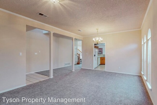 Building Photo - 4 br, 2.5 bath House - 6916 La Merida NE